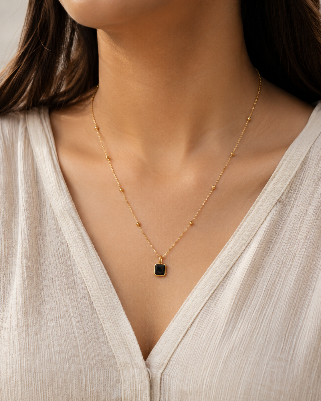 LEGACY PENDANT NECKLACE